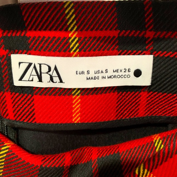 Plaid Pencil Skirt - Picture 2 of 3